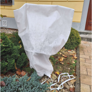 Návlek ochranný na rastliny proti mrazu so šnúrkou 150 x 155 cm